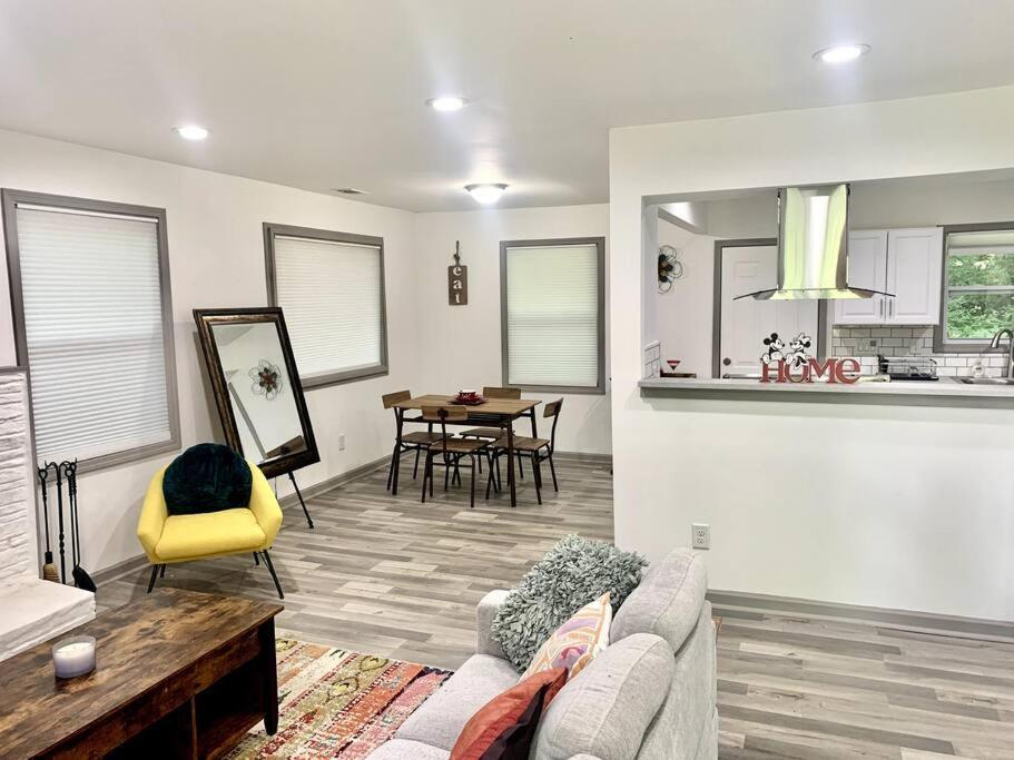 Spacious Home Атланта Экстерьер фото