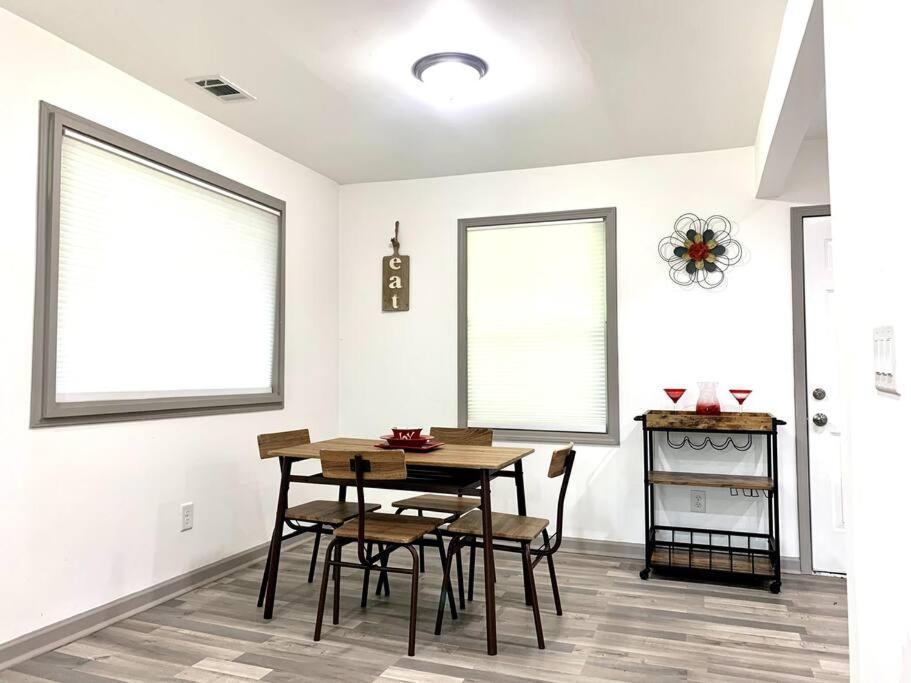 Spacious Home Атланта Экстерьер фото